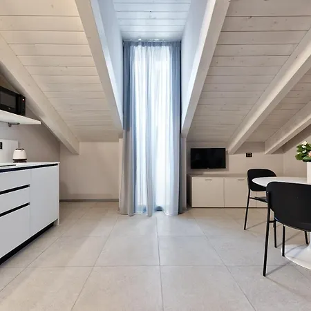 La Casa Di Malu Apart : Elegant Flats Apartment *