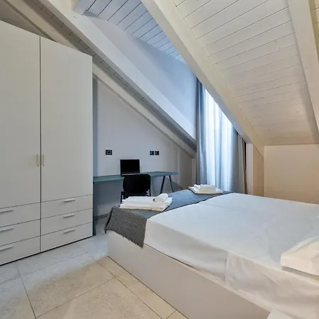 Apartment La Casa Di Malu Apart : Elegant Flats *