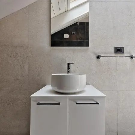 La Casa Di Malu Apart : Elegant Flats Apartment Turin